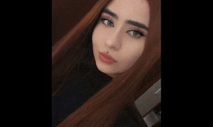 Kloeh_ds naked before webcam in live video chat