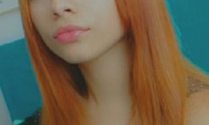 LittleRed2u naked before webcam in live video chat