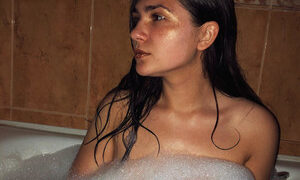 LittleWildOne naked before webcam in live video chat