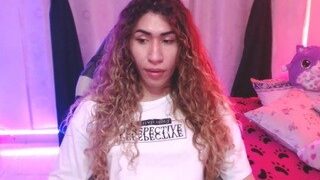 M….L…. nude on cam in her Live Sex Chat