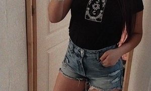 Mandy_gomez naked before webcam in live video chat