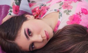 Michelle_lans naked before webcam in live video chat