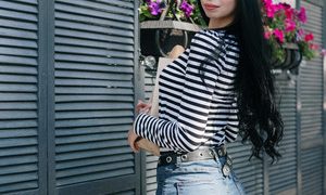 MilaNelson naked before webcam in live video chat