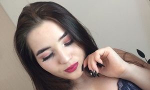 Millivun naked before webcam in live video chat