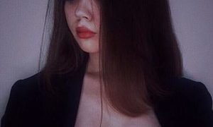 Milly_Saint naked before webcam in live video chat