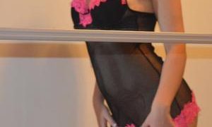 MissBlondeEry naked before webcam in live video chat