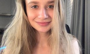 NancyDrewxxx naked before webcam in live video chat