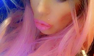 Pamelagunns naked before webcam in live video chat
