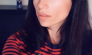 pamella_4u naked before webcam in live video chat