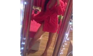 Rose_More naked before webcam in live video chat