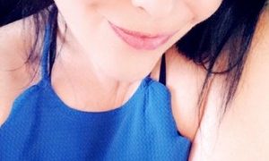 Samtastic_ naked before webcam in live video chat