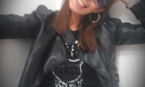 Samyy_gothic naked before webcam in live video chat