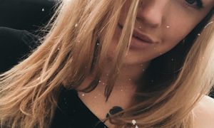 Sana_Betties naked before webcam in live video chat