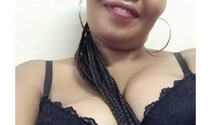 SexyLiliXX naked before webcam in live video chat