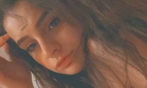 Sili_Luv naked before webcam in live video chat