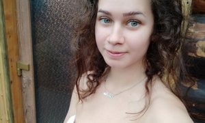 SofiAmeli naked before webcam in live video chat
