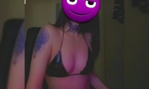 SweetHazel19 naked before webcam in live video chat