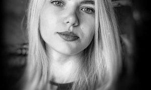 SweetKhristy naked before webcam in live video chat