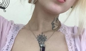 SweetyBerryX naked before webcam in live video chat