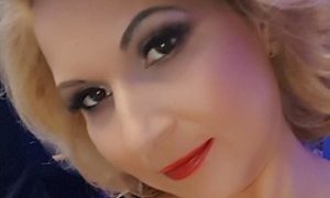 sweetylisaxxx naked before webcam in live video chat
