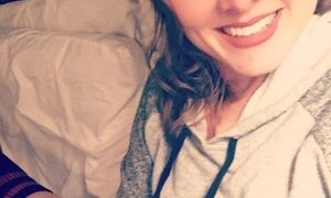 TwinkleTwat20 naked before webcam in live video chat