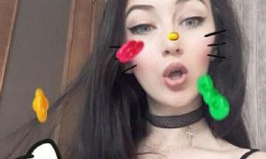 Vanessa_Ji naked before webcam in live video chat