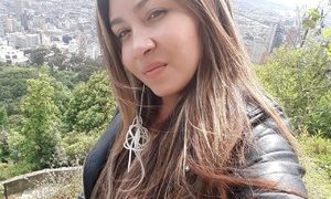 Velarosa naked before webcam in live video chat