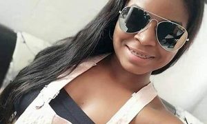 vivianlatina naked before webcam in live video chat