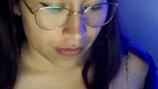 Alessa-Bennet nude on cam in her Live Sex Chat