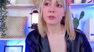 Anabel-Li nude on cam in her Live Sex Chat