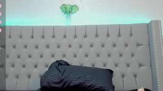Chlooee nude on cam in her Live Sex Chat