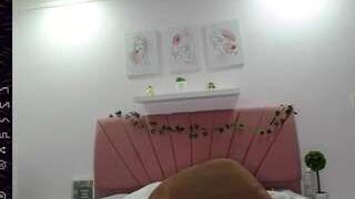 Isa30 nude on cam in her Live Sex Chat