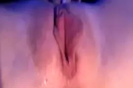 Cutiepietease02 naked on cam for live sex chat