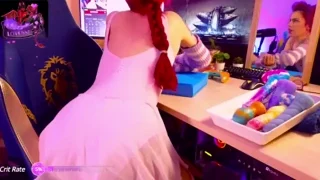 Indriya2x0 naked on cam for live sex chat