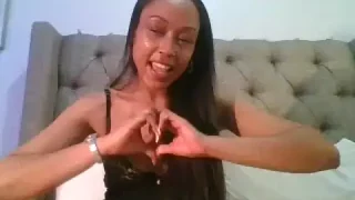 Itschanelhope naked on cam for live sex chat