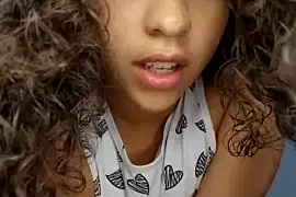 Shara_dreams naked on cam for live sex chat