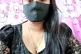 Sharna- naked on cam for live sex chat