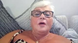 suesinner naked on cam for live sex chat
