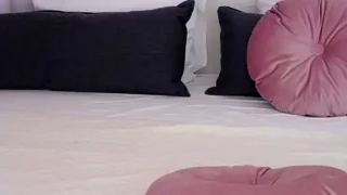 wow_Mia naked on cam for live sex chat
