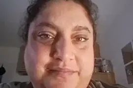 BBW-HOTTI naked on cam for live sex chat