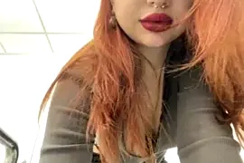 KarinaBraunee naked on cam for live sex chat