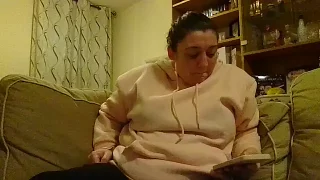 Lonely-Housewife-MrsA37 naked on cam for live sex chat
