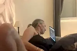 sweetladyhot820 naked on cam for live sex chat