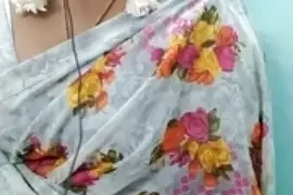 Tamil-ramya naked on cam for live sex chat
