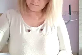 Elza01 naked on cam for live sex chat
