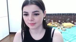 MessyRosa nude on webcam in Live Sex Chat