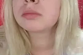 Zuli_Kiska naked on cam for live sex chat