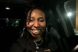 LeyaHoneybuns naked on cam for live sex chat
