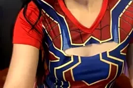 Pretty-7Woman naked on cam for live sex chat