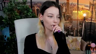 pretty_little_thing naked on cam for live sex chat